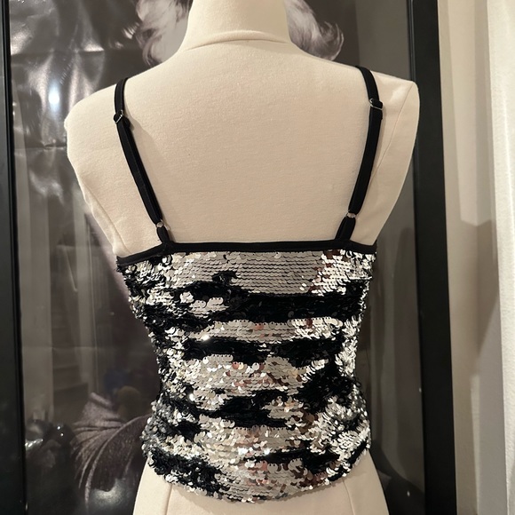 Black and silver sequins top - Picture 6 of 7